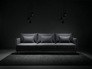 Foto ambiente sofa de tres plazas de la colección Hardy - Muebles de diseño por Blasco&Vila