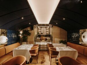 Foto ambiente Colección RC en restaurante Lobito de Mar - Muebles de diseño - Blasco&Vila