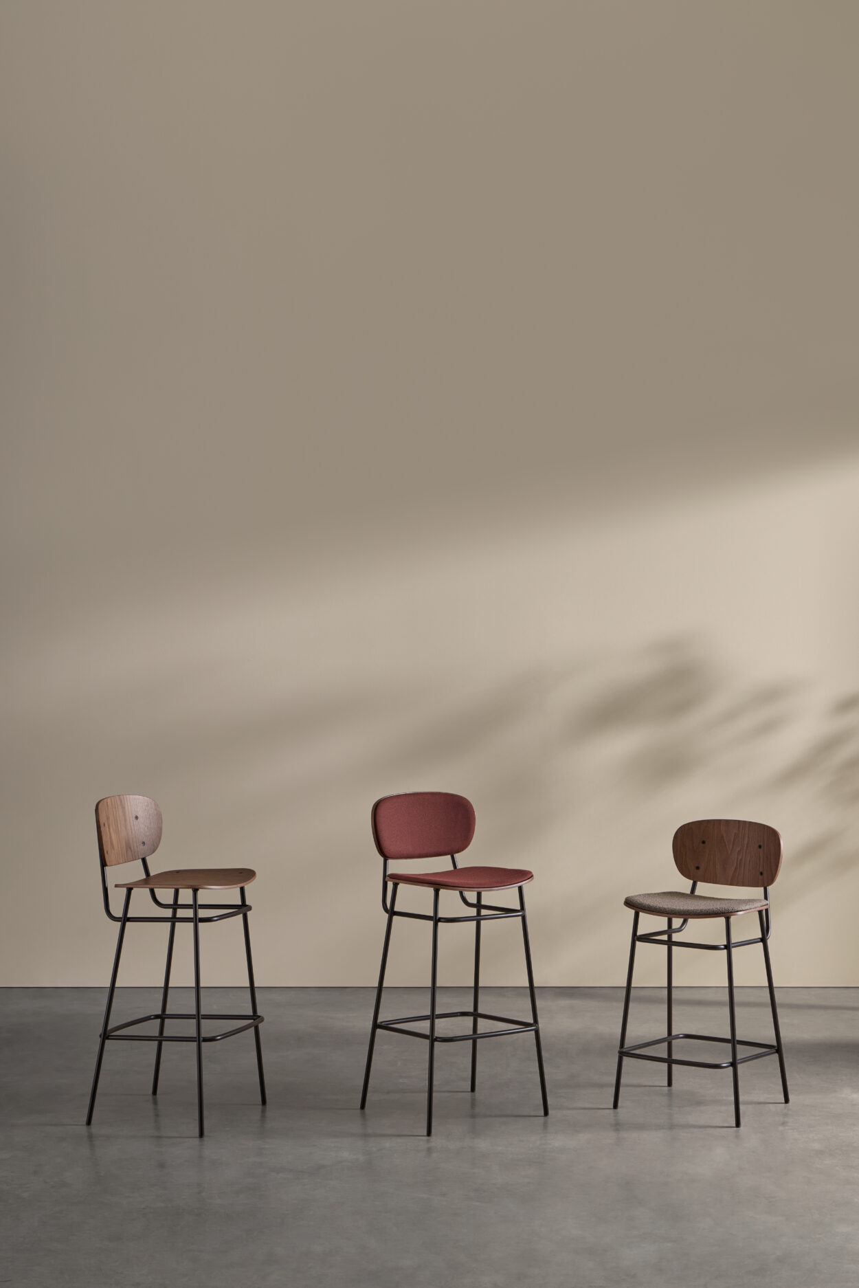 FOSCA <br /> High stool (Upholstered S/B) - Image 11