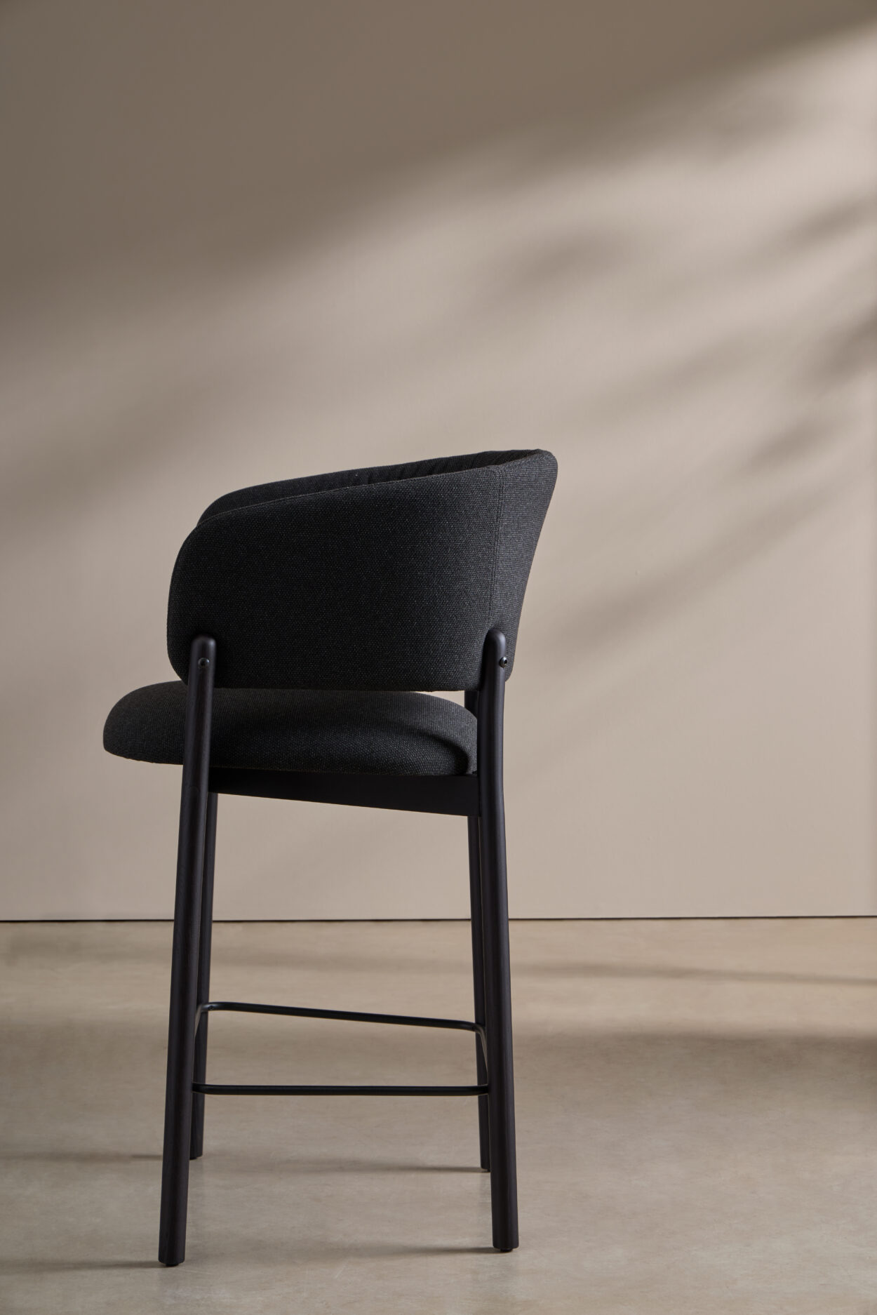 RC Wood Soft Medium Armrest Stool - Image 4