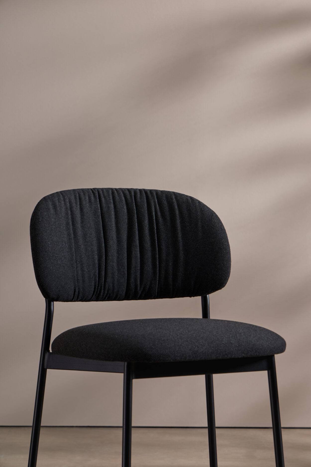 RC Metal Soft Medium Stool - Image 5