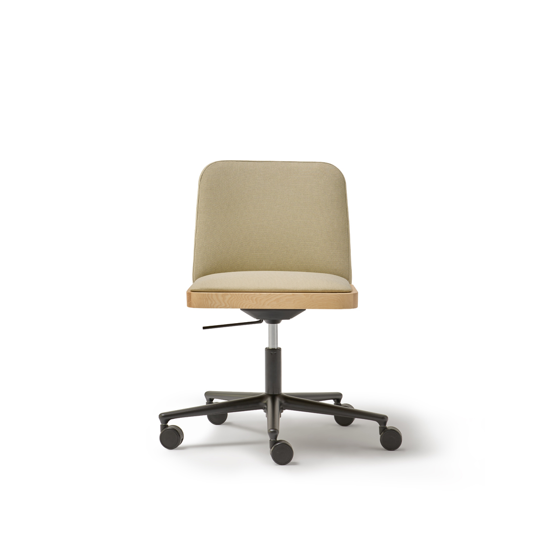 URMUS Chair with Wooden Base Accent and 5-Wheel Adjustable Base